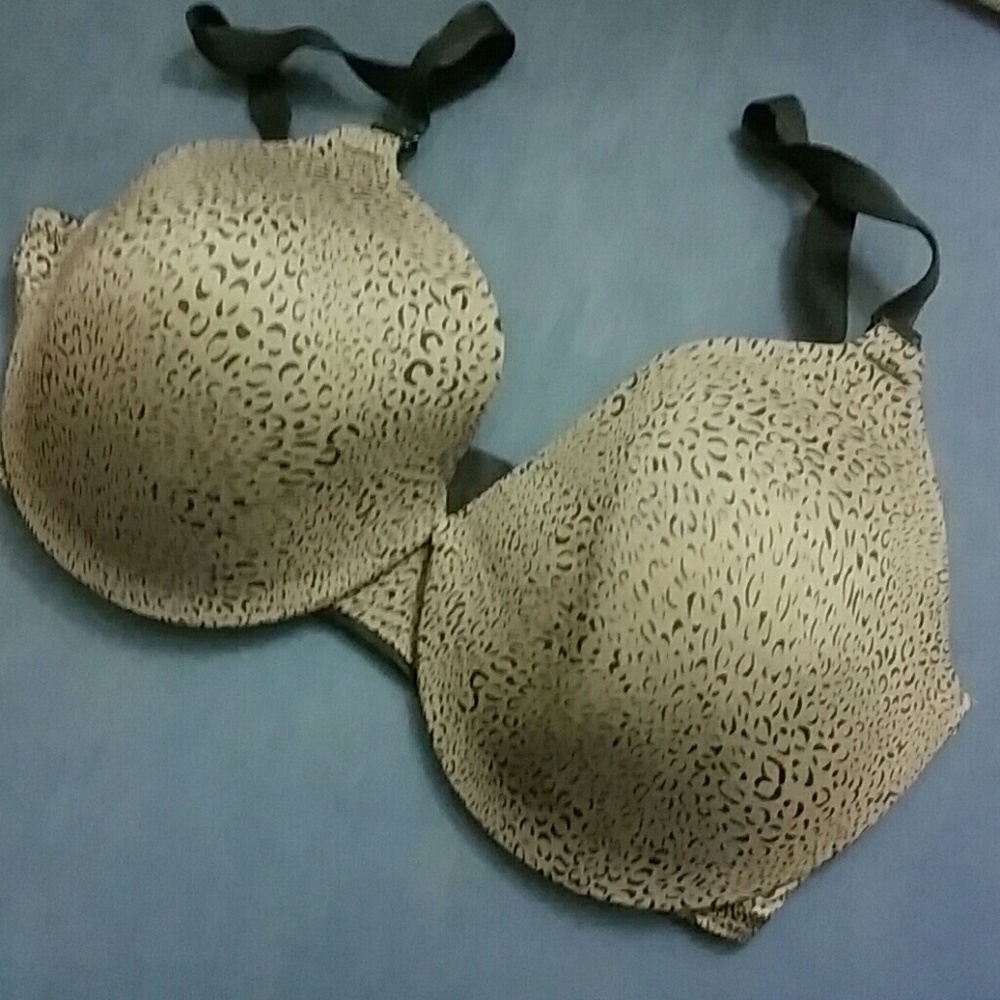 EUC Warner's Animal Print This is Not a Bra